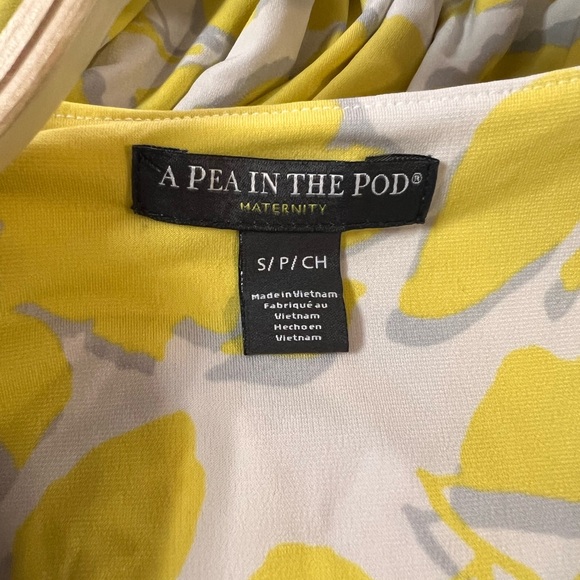 A Pea In The Pod Maternity Mock Wrap Dress Size Small 3/4 Sleeves Yellow Print - Picture 7 of 8